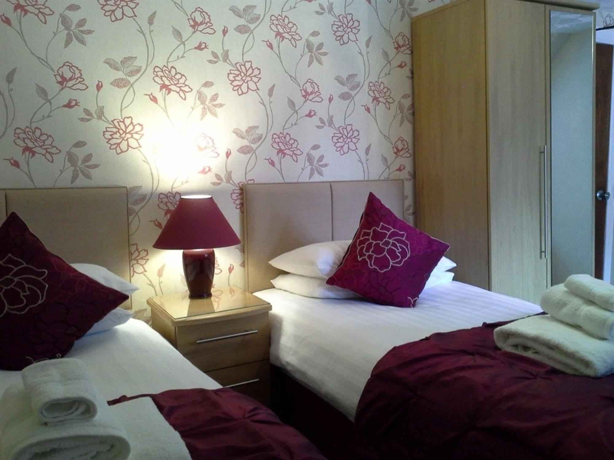 Carrmoor Guest House Carrbridge Ngoại thất bức ảnh