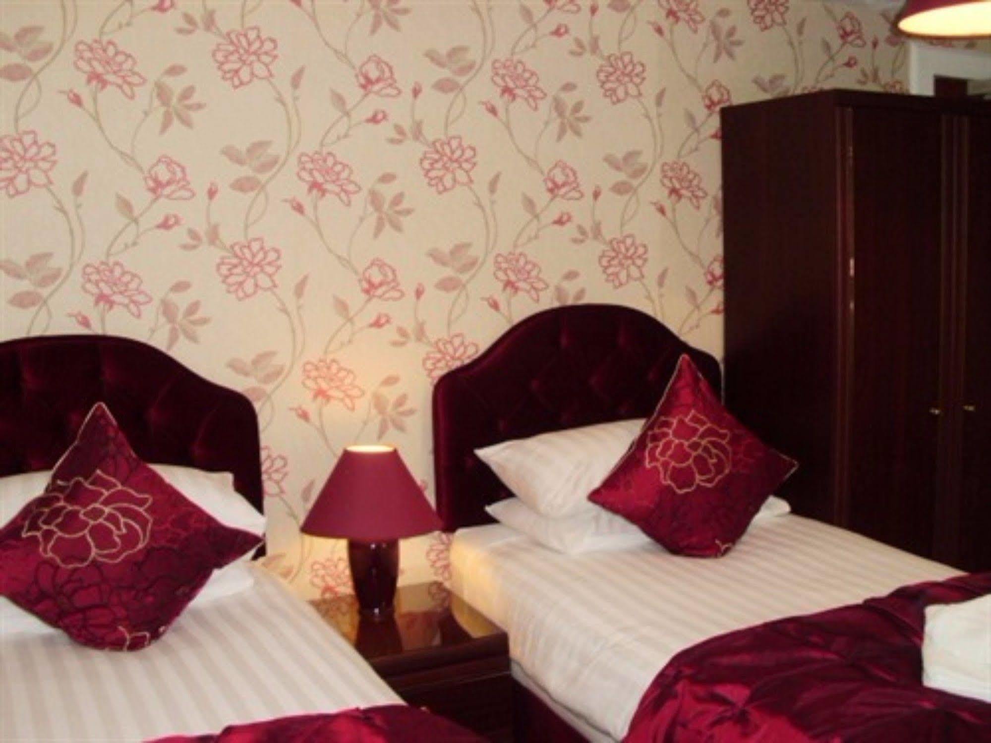 Carrmoor Guest House Carrbridge Ngoại thất bức ảnh